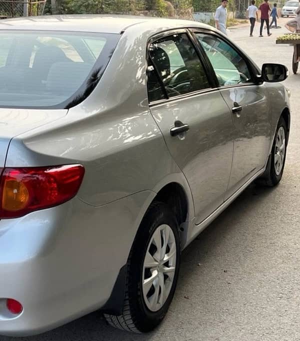 Toyota Corolla GLI 2010 3