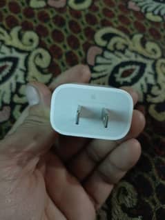 iphone 14pro max   ka orgnial  charger