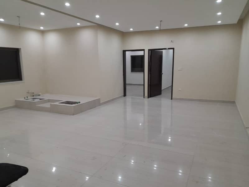 Firdous Market 2 Kanal House Suitable For Office Or School 0