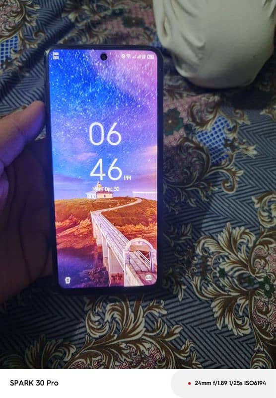 Tecno Camon 18P 8+8 10/10 Condition with box for urgent sell 0