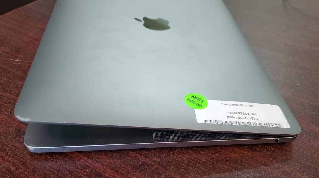 Macbook Pro M2 2022 13" 8gb ram 256gb ssd Care plus 6