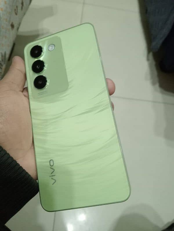 Vivo Y100 brand new just box open 6