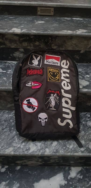 SCHOOL AND COLLEGE BAG - SUPREME Bag : Customized 0