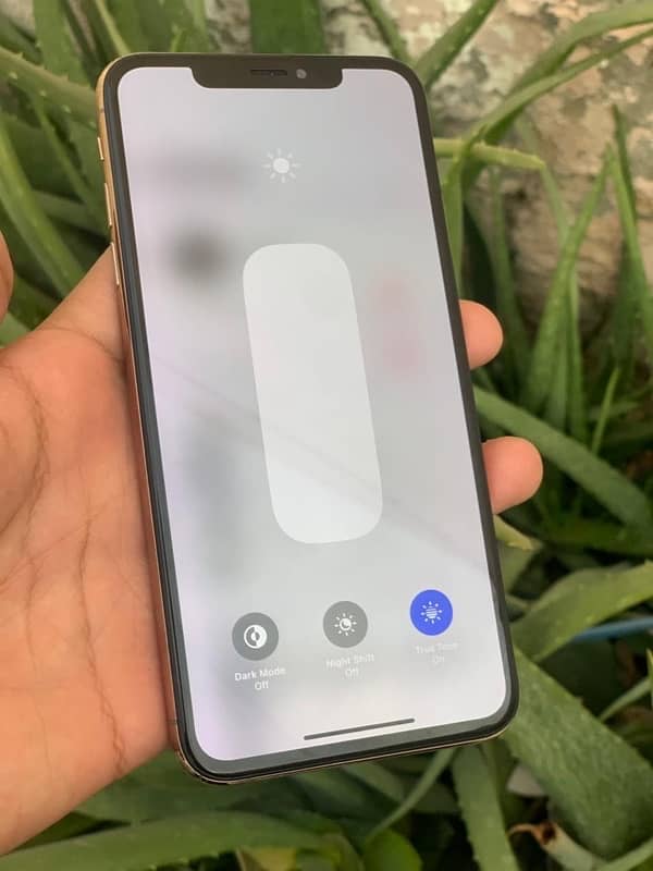 IPHONE  XSMAX 256gb dual pta approved urgent sale 1