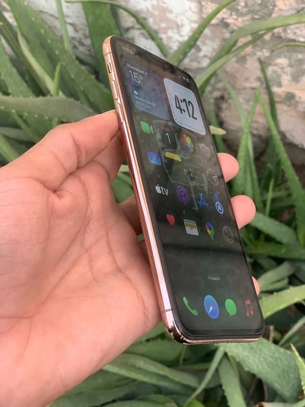 IPHONE  XSMAX 256gb dual pta approved urgent sale 4