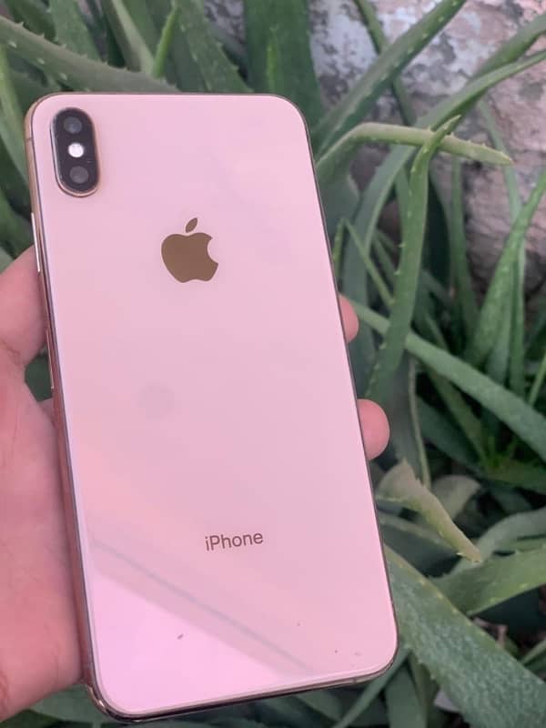 IPHONE  XSMAX 256gb dual pta approved urgent sale 5