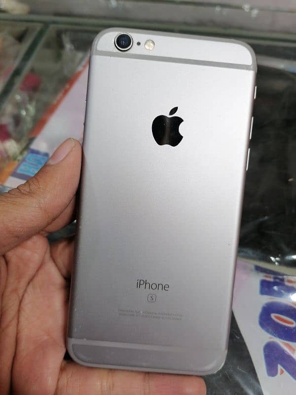 I phone 6s 32GB Pta Aproved 1