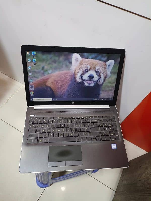 Hp 8th Generation C-i3 8GB RAM Excellent Conditions SSD 128GB 7