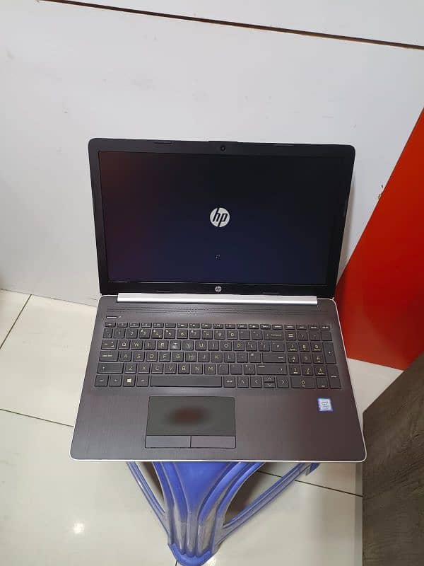 Hp 8th Generation C-i3 8GB RAM Excellent Conditions SSD 128GB 9