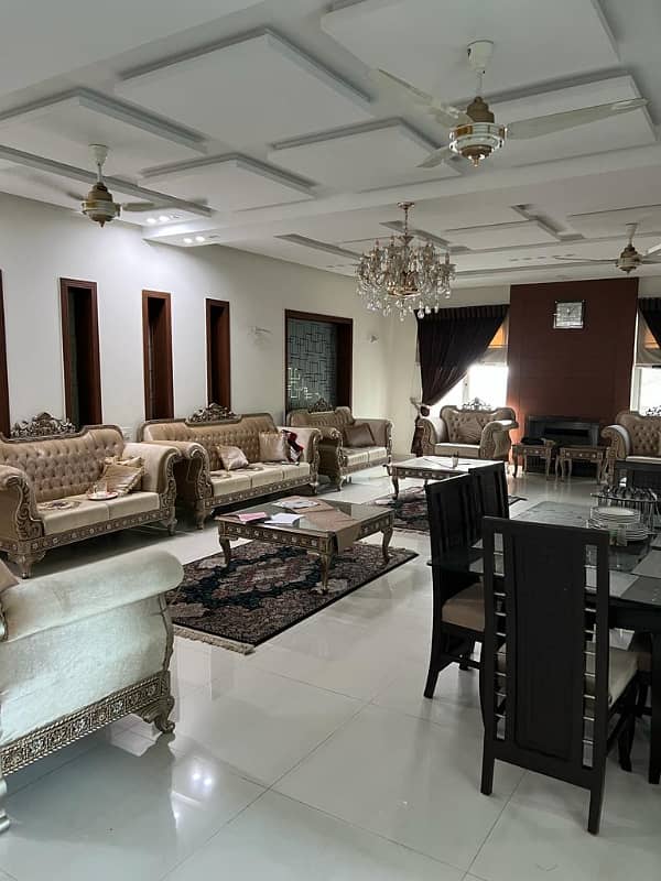 2 Kanal New Design Luxurious Bungalow For Sale in Bahria Town lahore 4