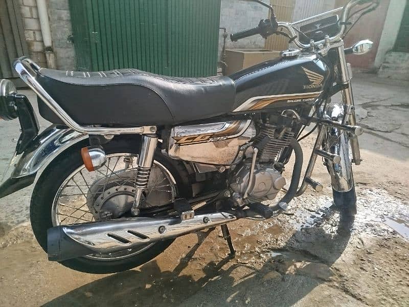 Honda 125 special edition 1