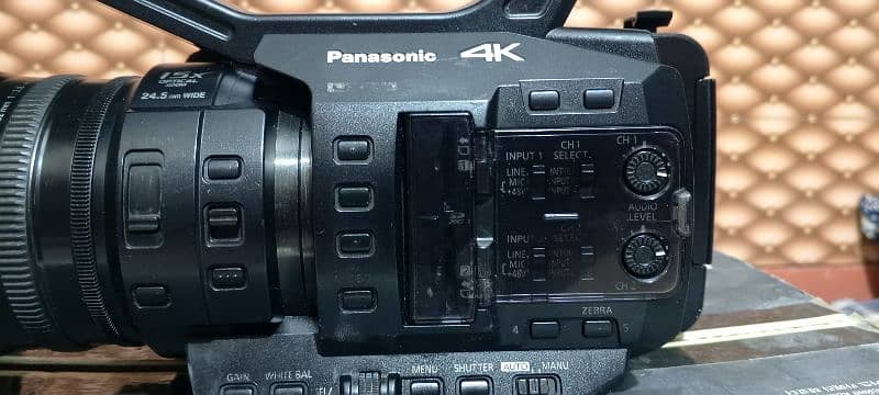 Panasonic Ux90 4K Camera 8