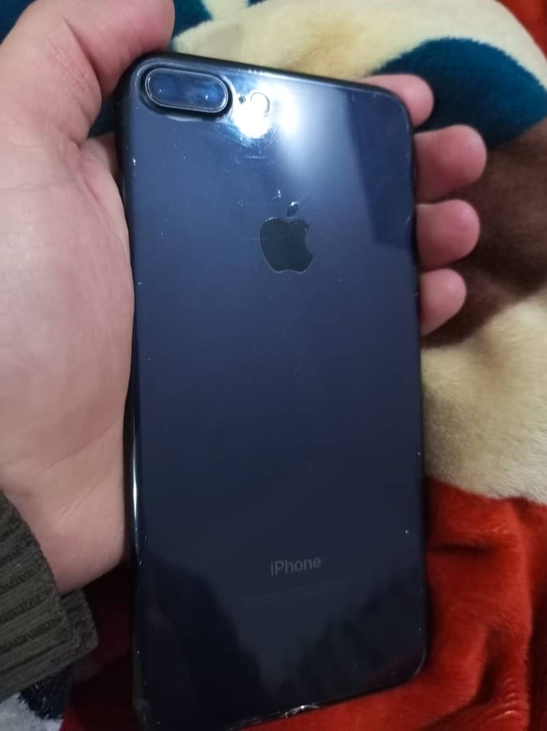 Apple iPhone 7 Plus 0