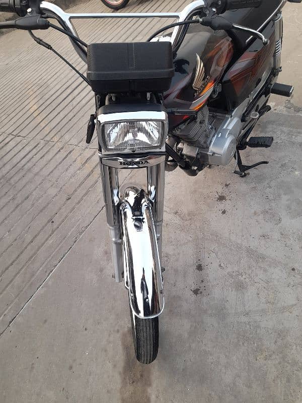 Honda CG 125 – Powerful & Reliable Used Bike for Sale 3