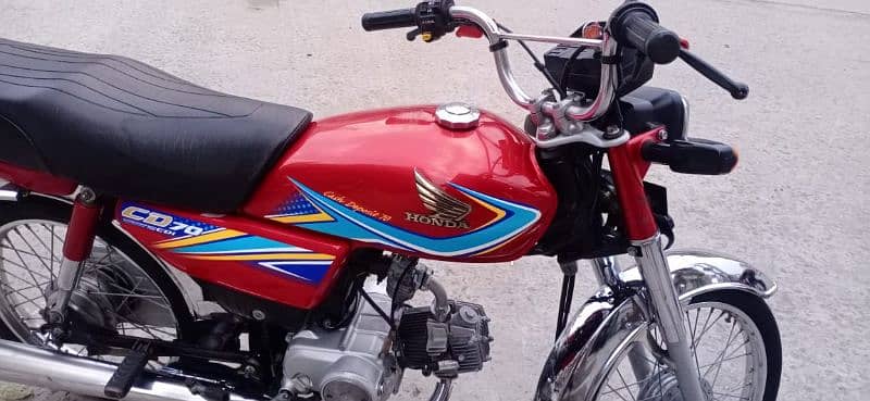 Honda CD70 bike Ek Hath Chali Hui 3