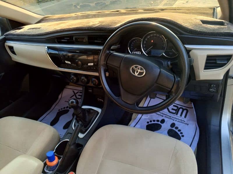 Toyota Corolla GLI 2015 6