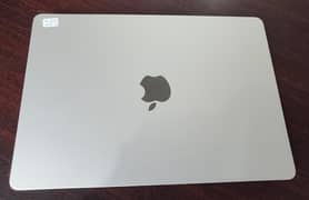 Macbook Air M2 2022, 8gb ram , 256gb ssd STARLIGHT