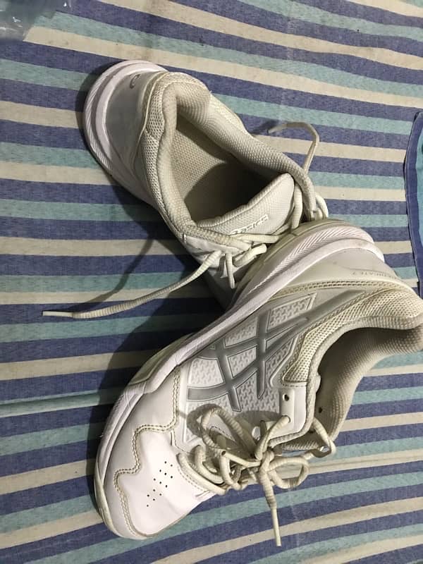 original  shoes in good condition 0