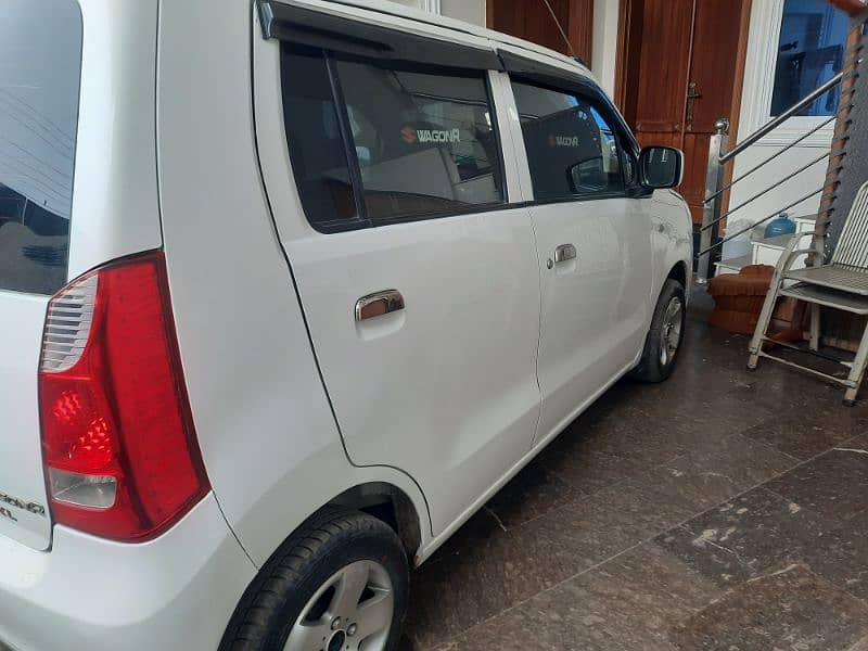 Suzuki Wagon R 2017/18 7