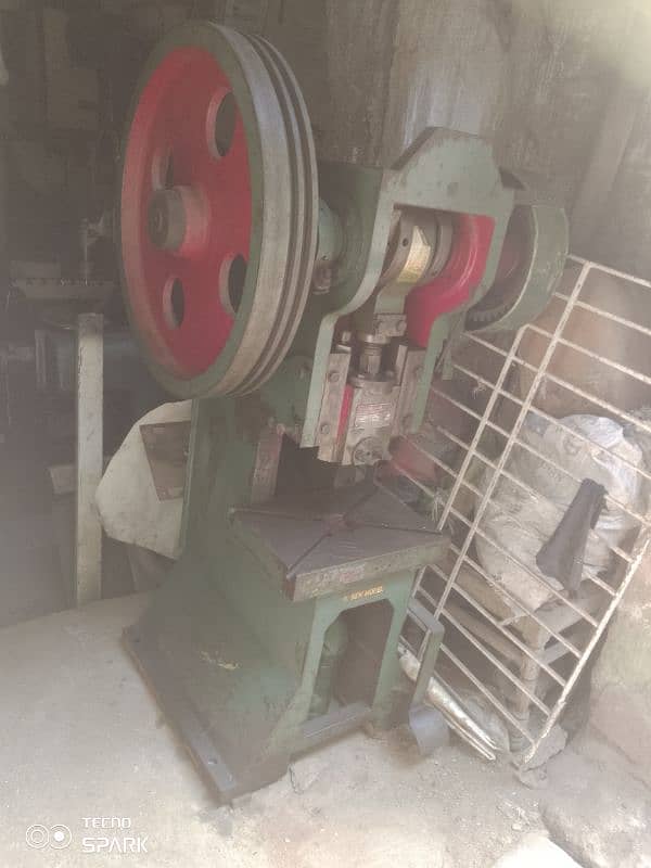 16 kv Generator American, Pento (itly), Power press 15 ton 4