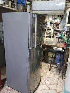 dawlance refrigerator working 100% 10/10 price 35000