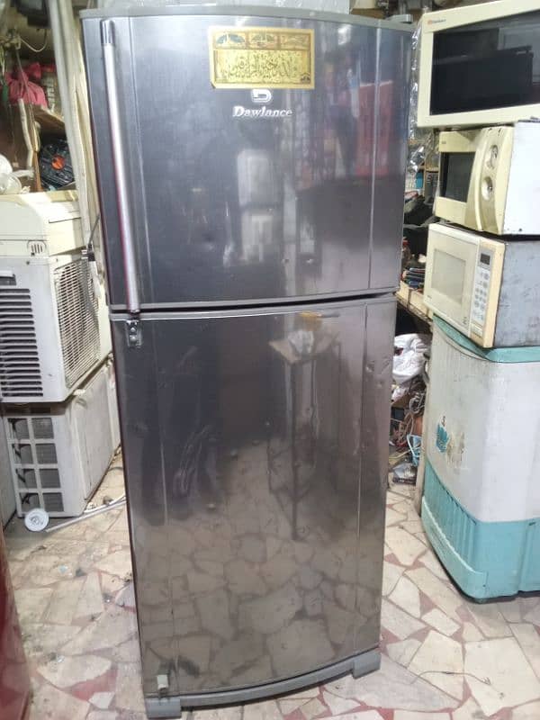 dawlance refrigerator working 100% 10/10 price 35000 1