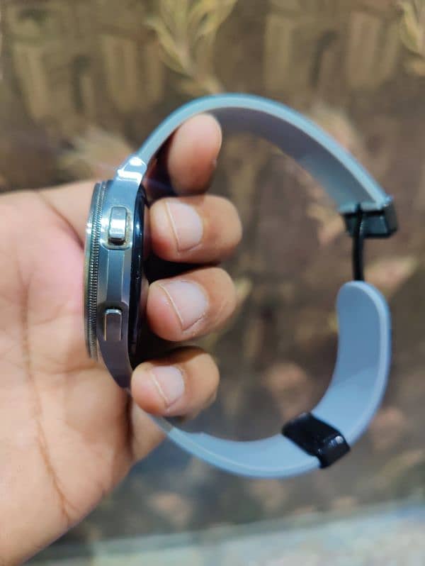 Samsung Galaxy watch classic 4 1