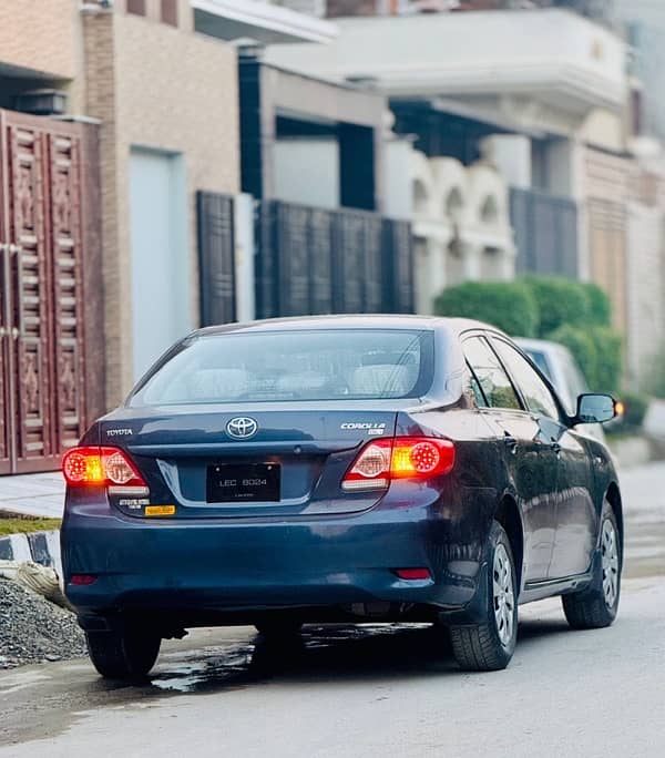 Toyota Corolla GLI 2013 6