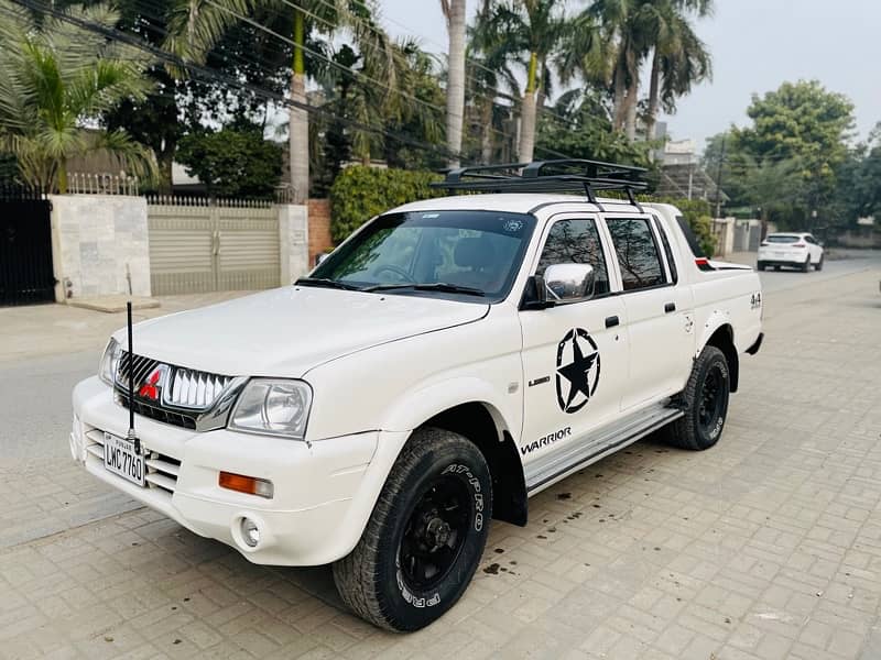 Mitsubishi L200 double cabin 4x4 (Daala) 3