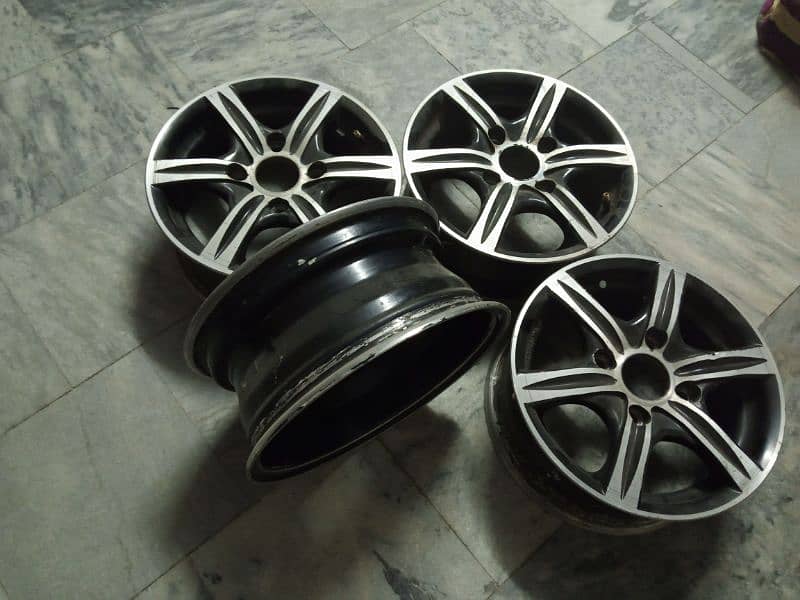 Alloy Wheels R13" . . 2