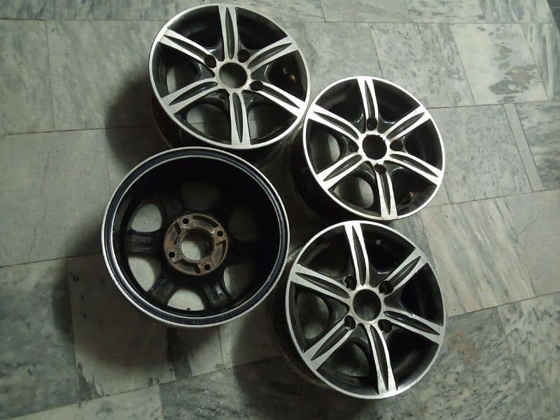 Alloy Wheels R13" . . 4