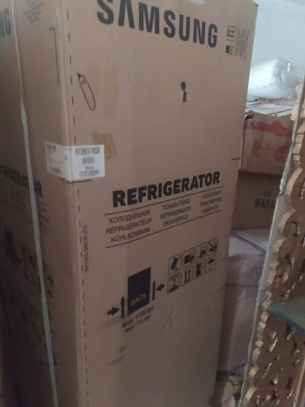 Brand new Refrigerator Company Packed 4