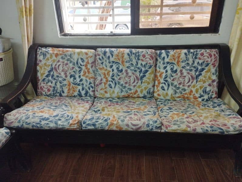 original Burma trek sofa set urgent sale 0