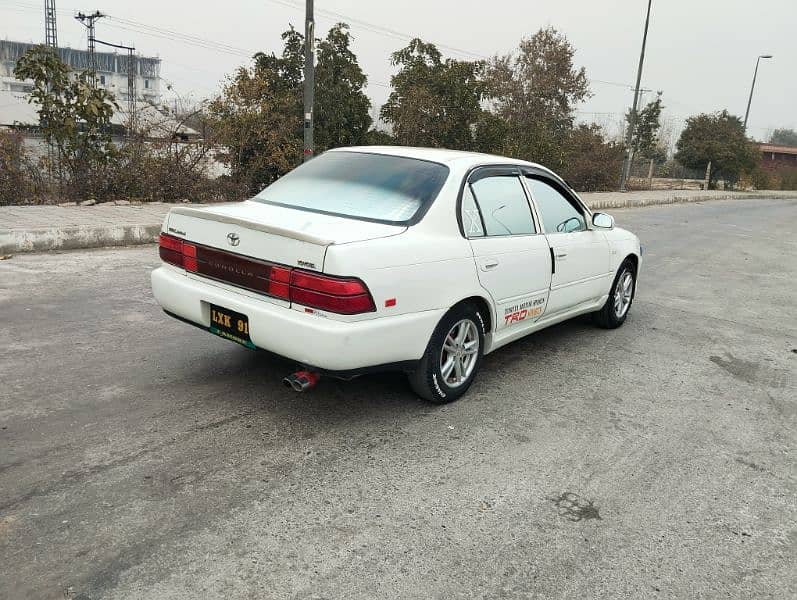 Toyota Corolla 1998 Model lush condition 2