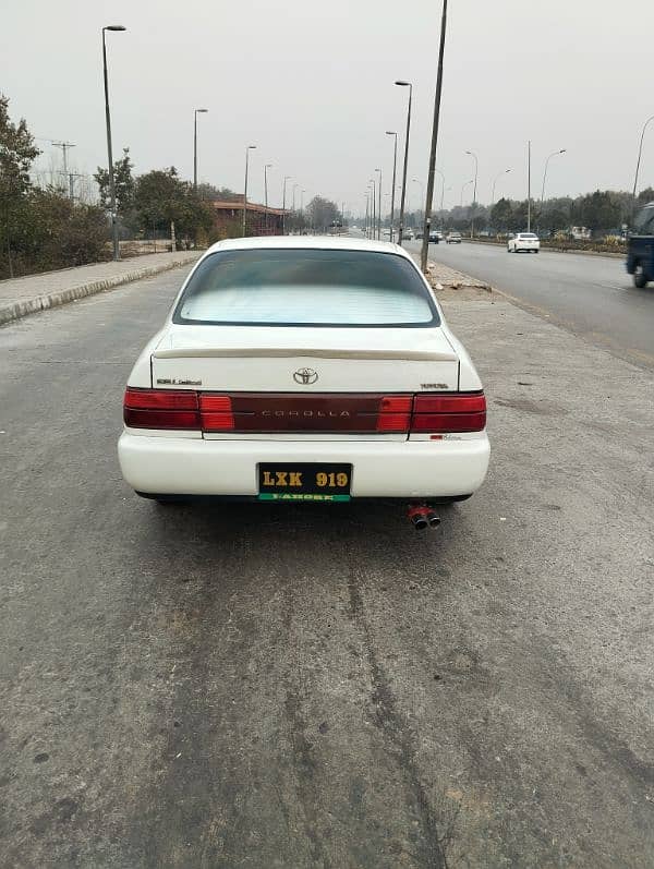 Toyota Corolla 1998 Model lush condition 3