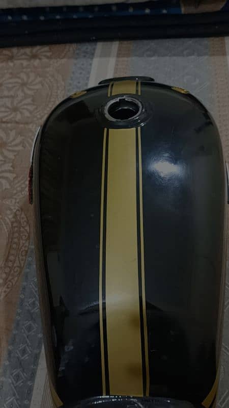 Cd 70 bike tanki / fuel tank with kaan and underseat covers 0