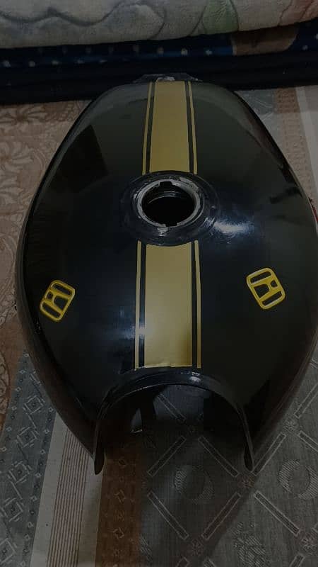 Cd 70 bike tanki / fuel tank with kaan and underseat covers 2