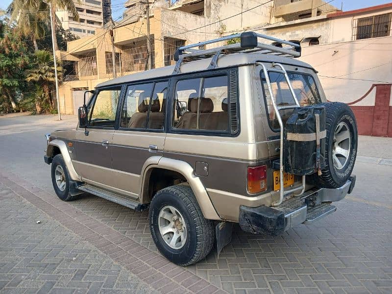 Mitsubishi Pajero V6 3.0 3