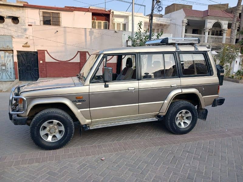 Mitsubishi Pajero V6 3.0 9