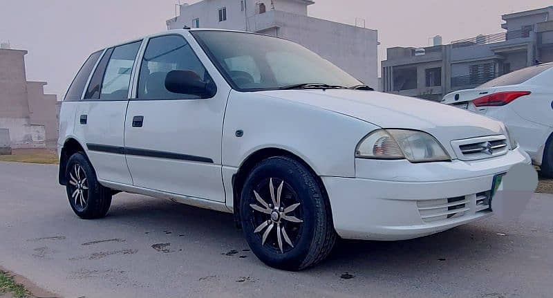 Suzuki Cultus VXR  BUMPER TO BUMPER GENIUNE 7