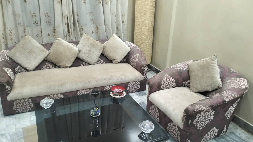 Sofa set 5 seater 6