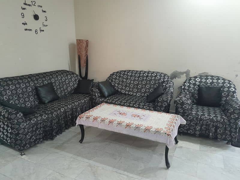 3 ,2 and 1 seater sofa set leather  with center table 0