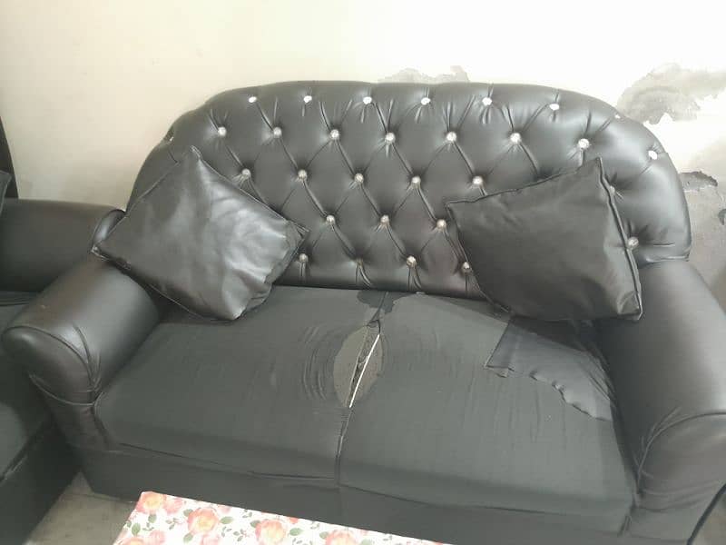 3 ,2 and 1 seater sofa set leather  with center table 3