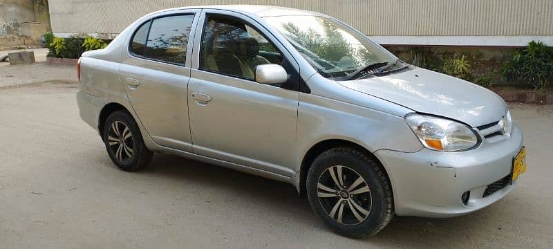 Toyota Platz 2005 4