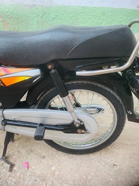 Honda cd70 for sale 8