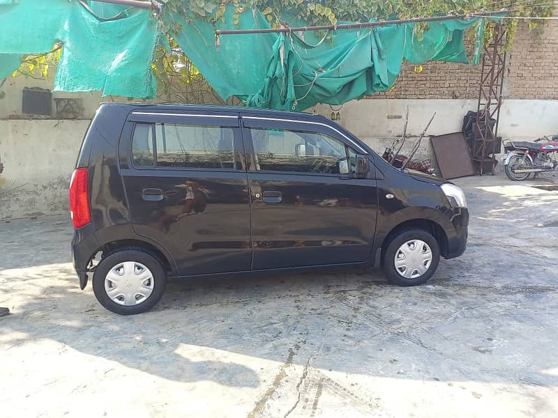 Suzuki Wagon R 2016 1