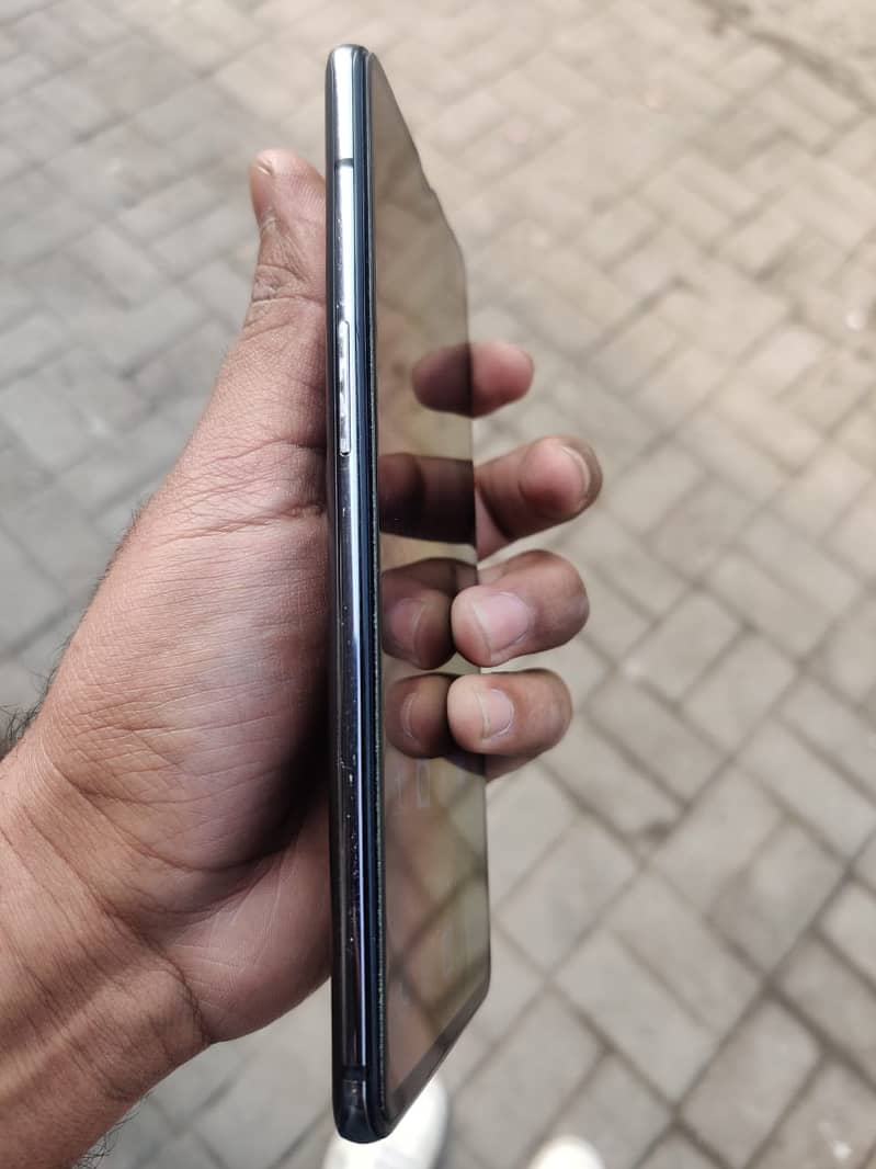 one Plus 7t 3