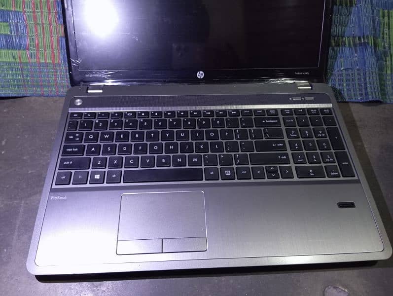 Hp probook4540S core i3 3generation 8gb ram 320gb rom fingerprint ha 3