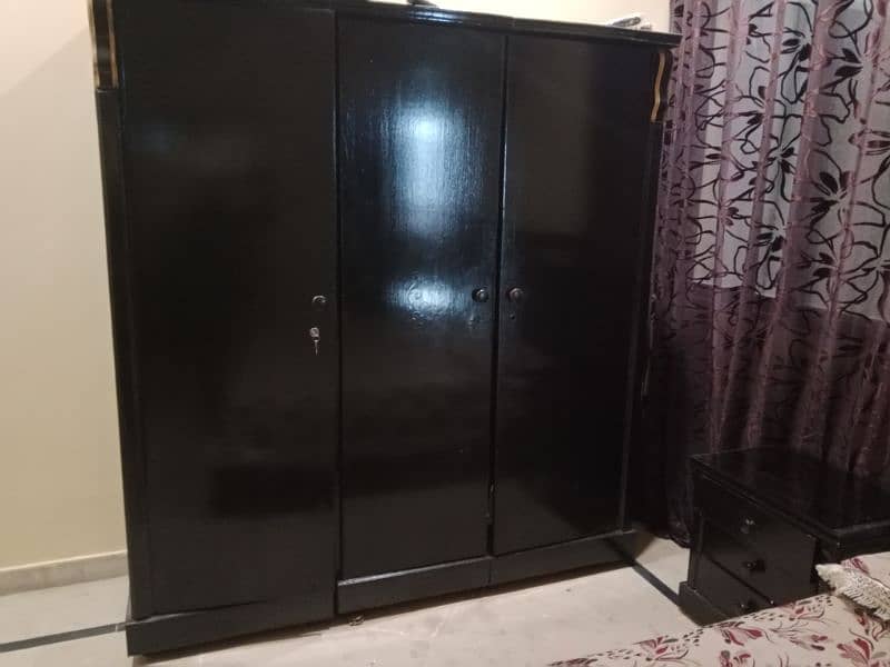 bedroom set with dressing table with three doors wardrobe 1