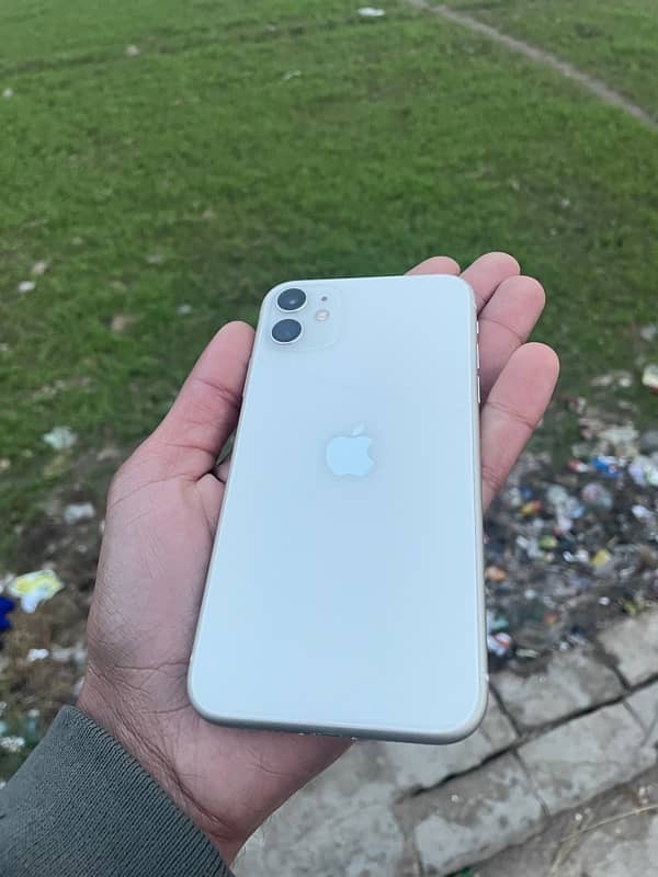 iPhone 11 white 10 By 10 1